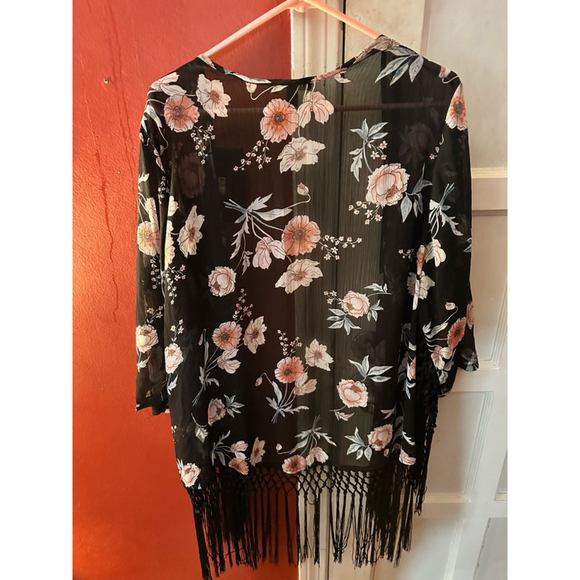 Torrid Kimono Black Floral Fringe Open Front - Picture 6 of 8